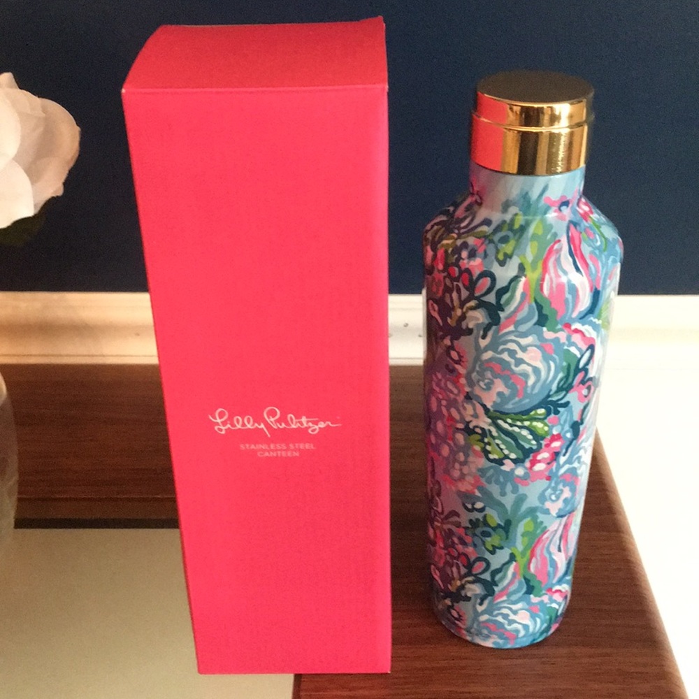 Lilly Pulitzer stainless steel canteen